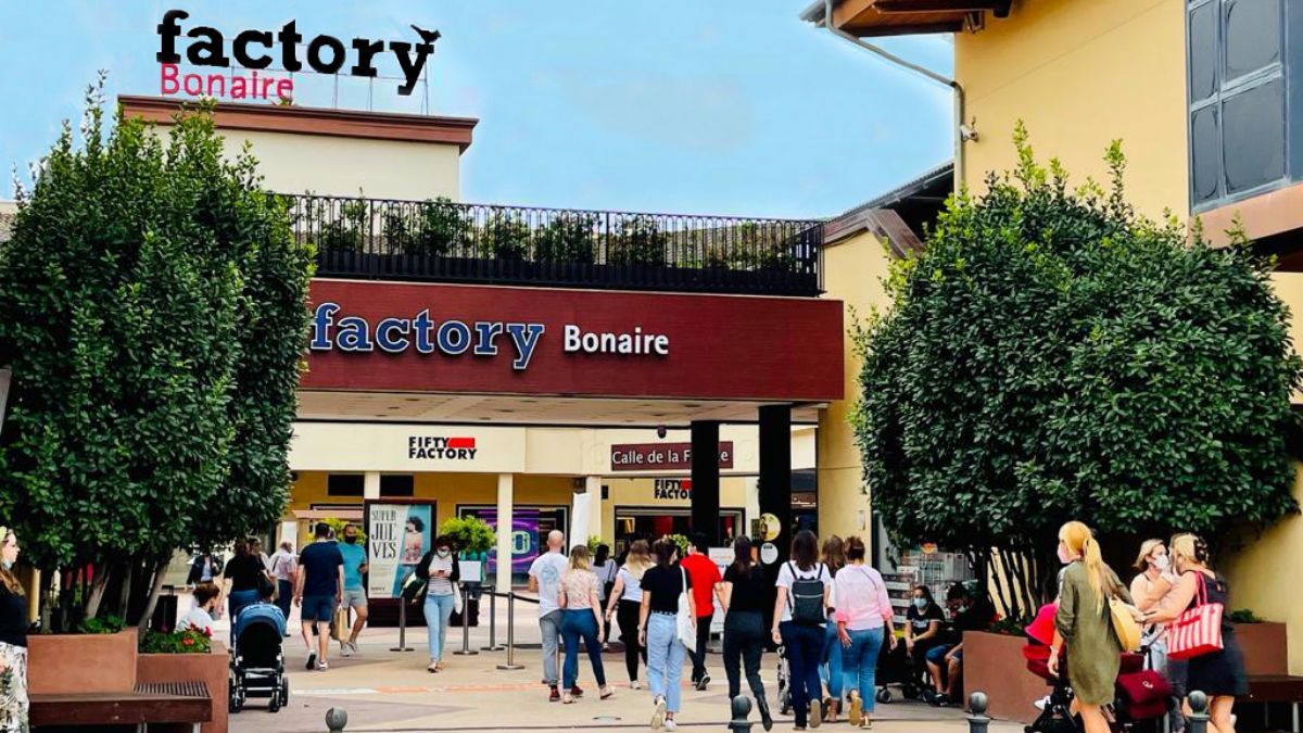 lector Morgue acidez Factory Bonaire se posiciona como referente en moda deportiva en València -  Pateco